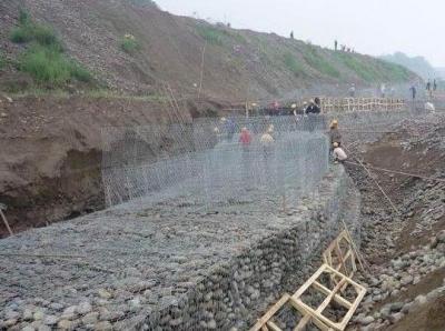河南濮阳滨河石笼护坡工程